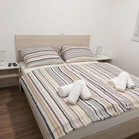 Apartman Iva Szybenik Zewnętrze zdjęcie